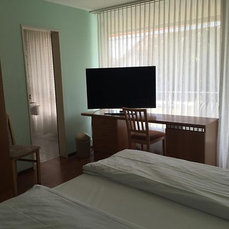 Hotel Mare & Monti Bassersdorf Стая снимка