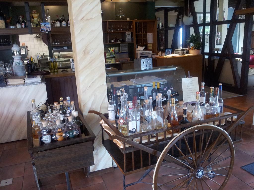 Hotel Mare & Monti Bassersdorf Екстериор снимка