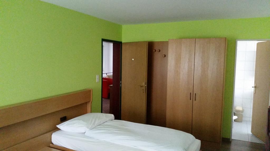Hotel Mare & Monti Bassersdorf Екстериор снимка